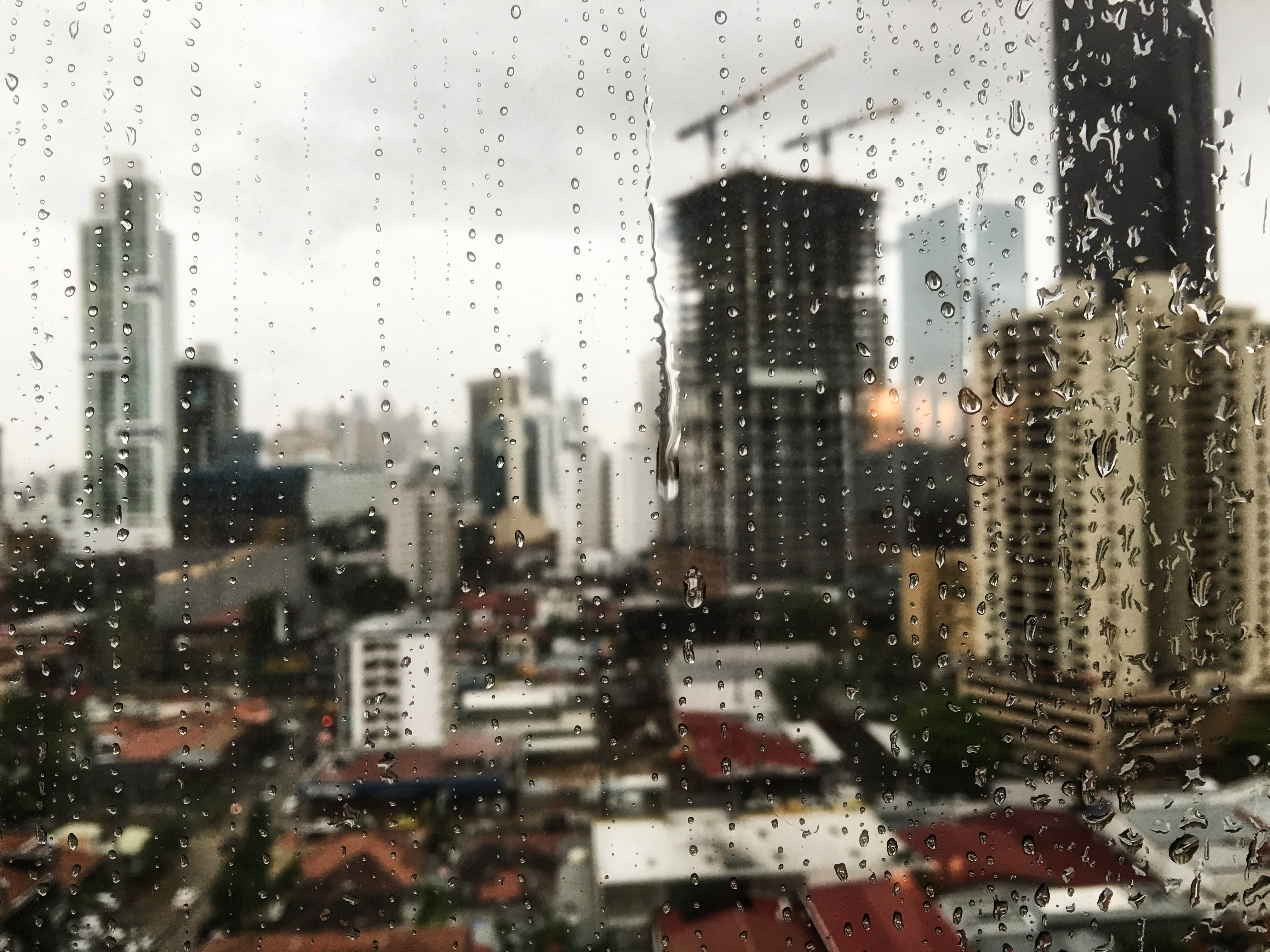 Hujan Lebat Diprediksi Guyur Jakarta Hingga Kamis, Ini Imbauan BMKG